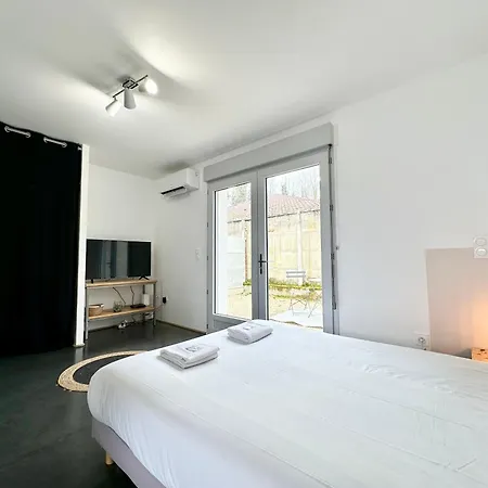 Le Chic - Parking - Exterieur - Fibre - Calme Apartment Mont-de-Marsan Exterior photo